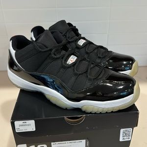 Air Jordan 11 Retro Low Black/Infrared 23 -PR Platinum